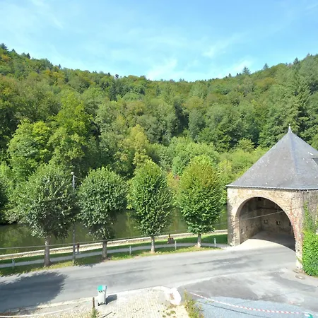 Holiday home Riverside In *